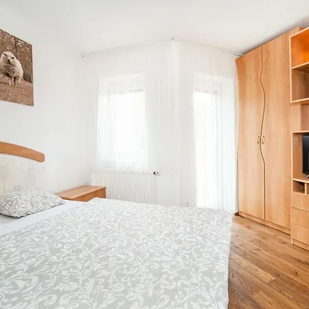 V Srdci Pece Apartman *